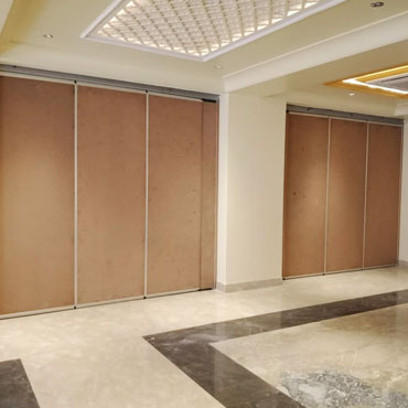 Acoustic sliding folding partition for flexible office space management and sound control