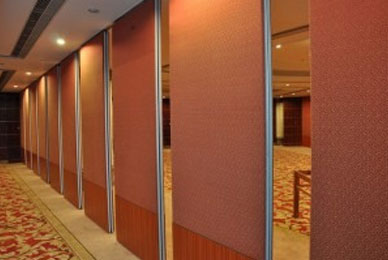 Movable glass partition system for modern office interior across India